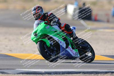 media/Dec-18-2022-SoCal Trackdays (Sun) [[8099a50955]]/Turn 2 (950am)/